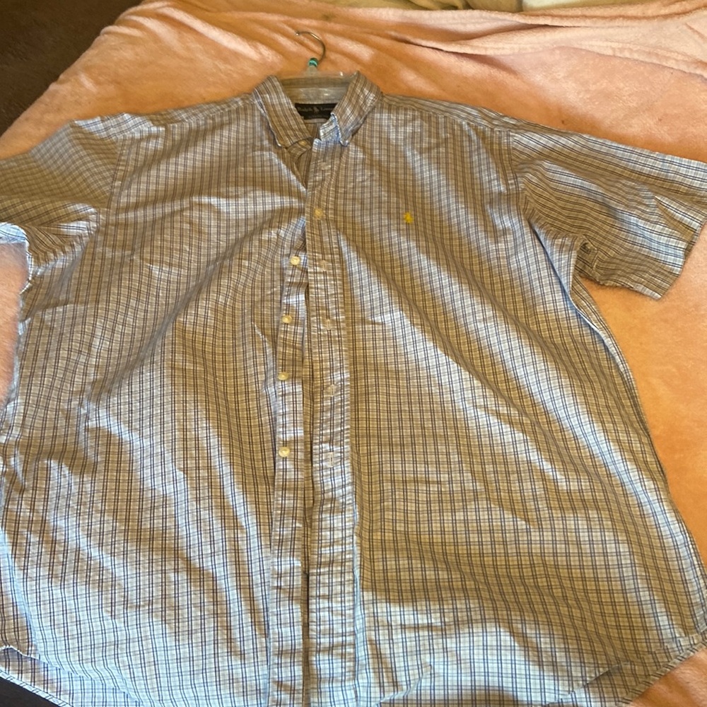 Polo collar shirt